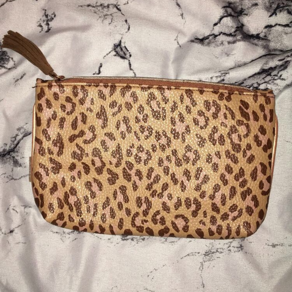 Makeup bag